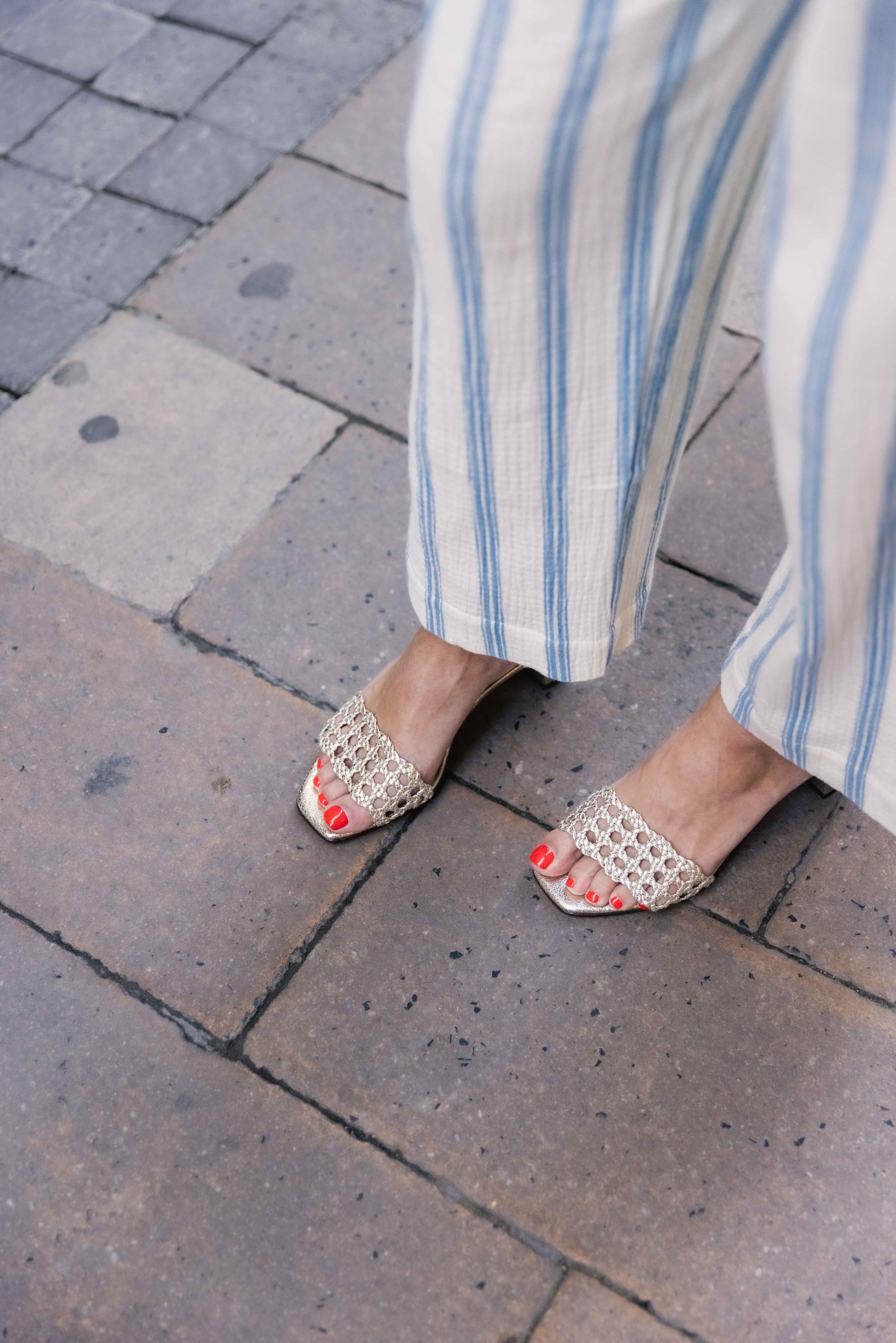 Sandales N°890 Cuir Or Blanc RIVECOUR