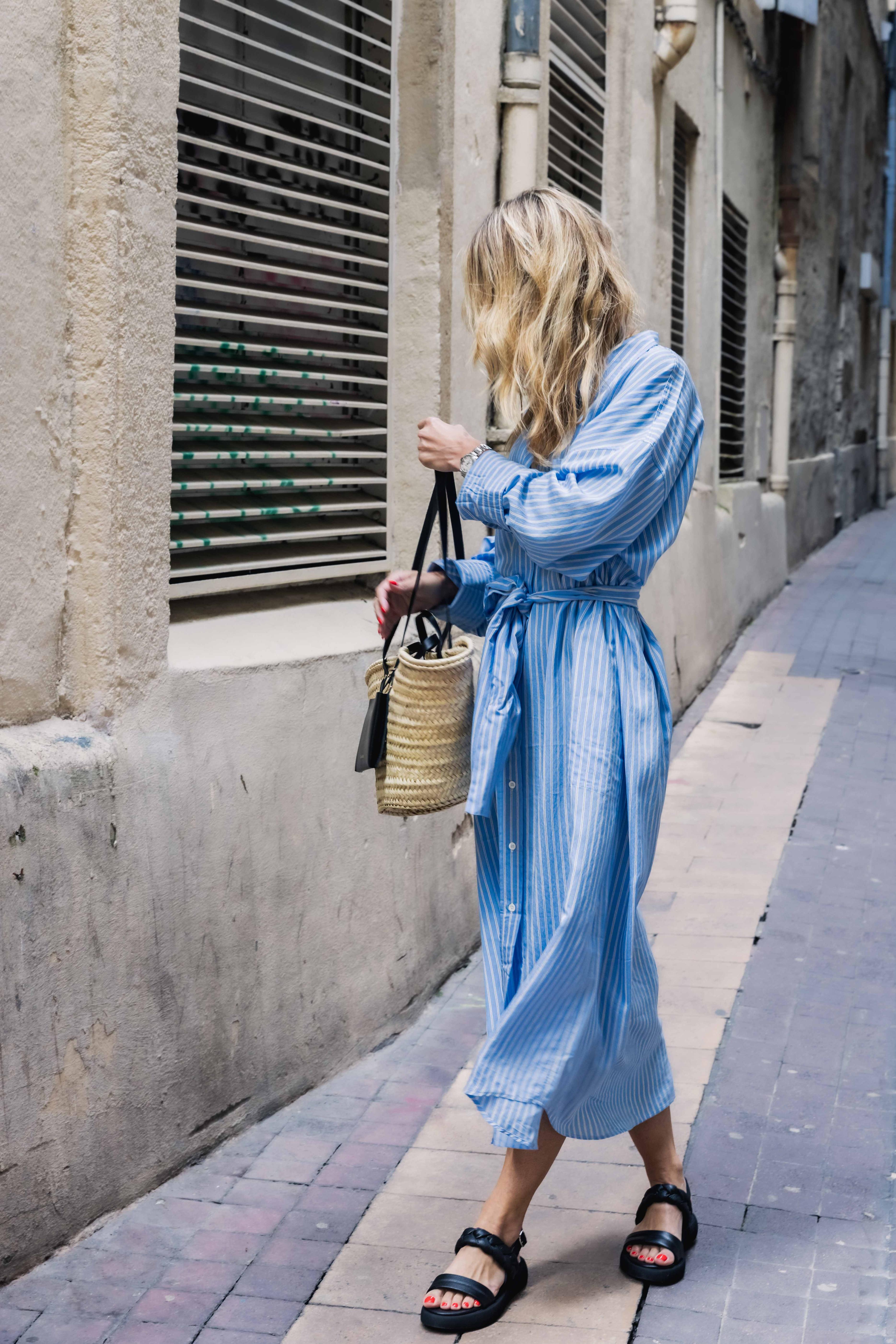 N° 85-924 NERO BRADOR (ITALIE) Reste 37 !