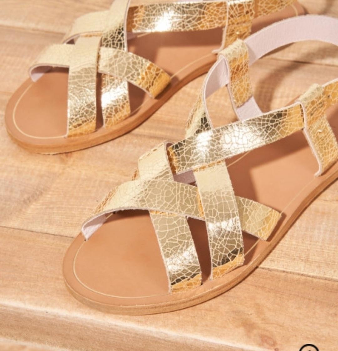 Sandales Lisa cuir craquelé doré ODAJE ex M. Moustache Reste 39 !