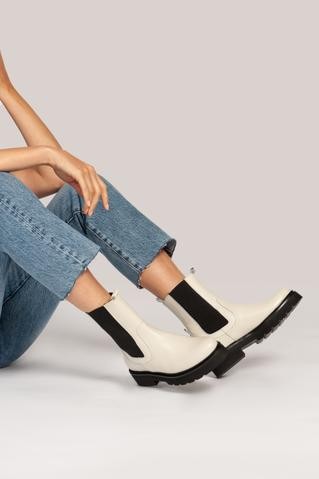 Bottine en cuir Off White JONNA ANAKI Dernières en 39 !