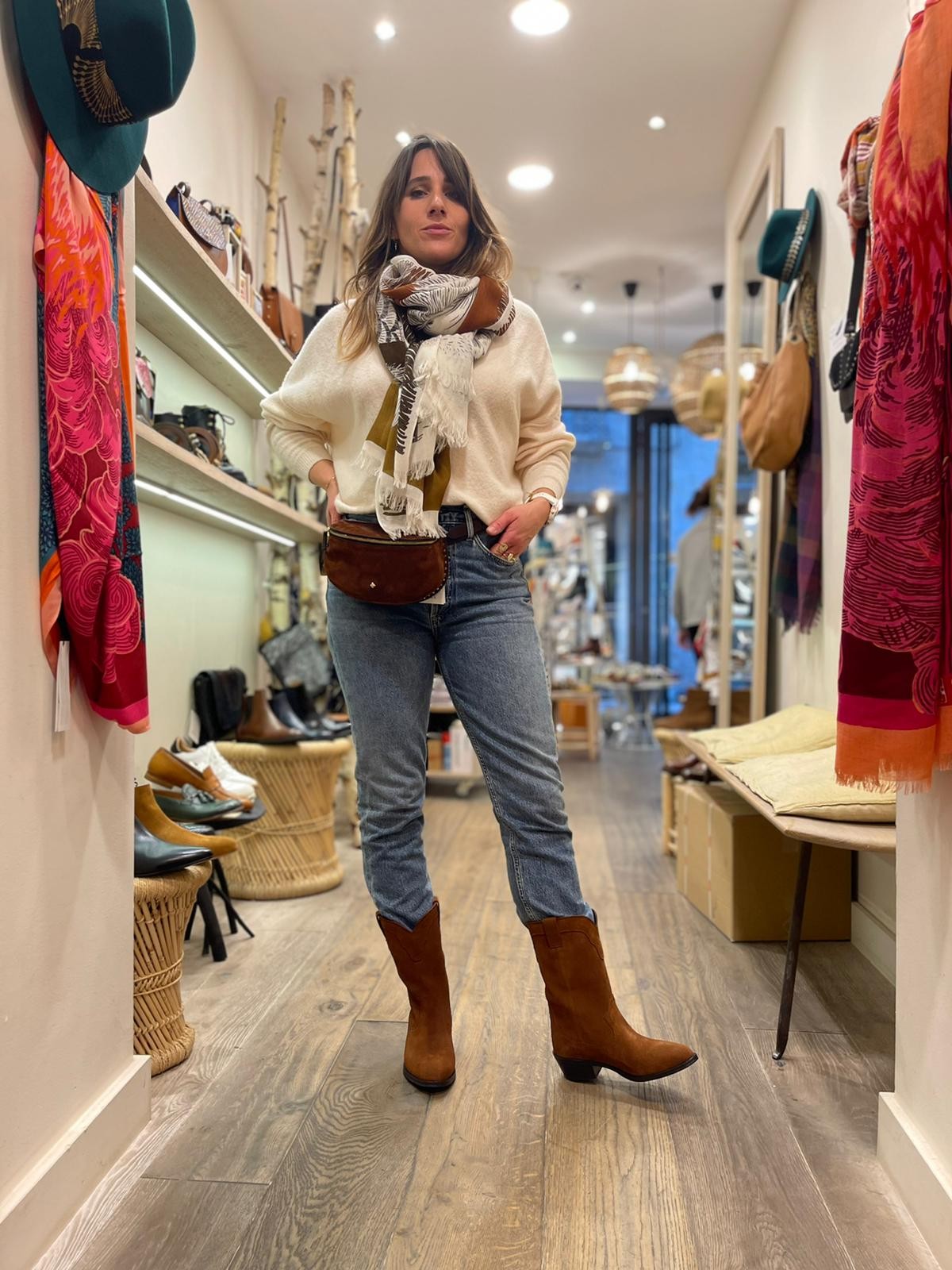 Botte SIGRID en veau velours cigare (marron) ANAKI