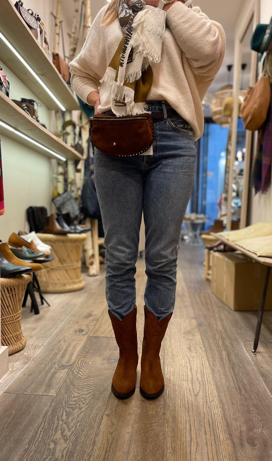 Botte SIGRID en veau velours cigare (marron) ANAKI