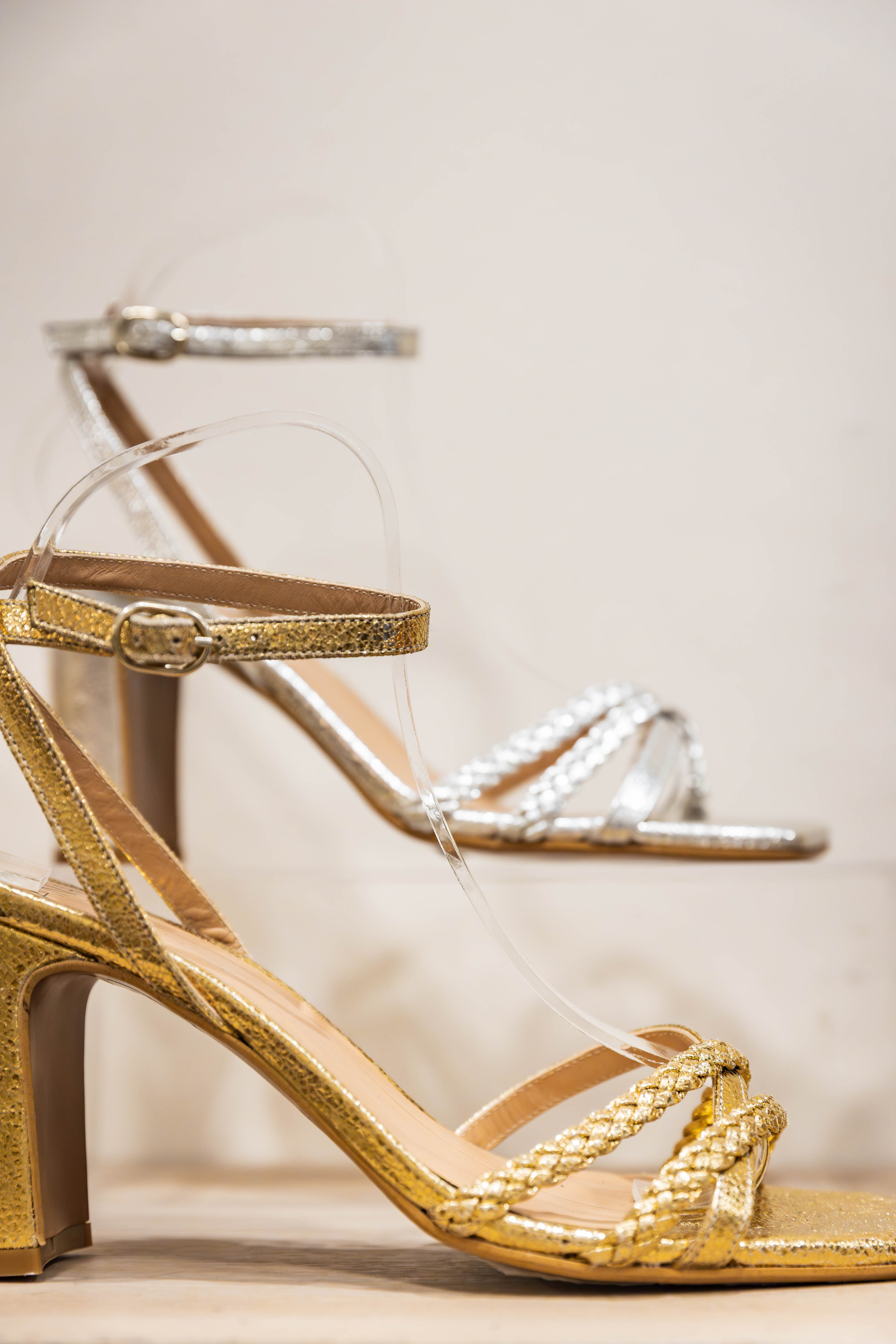 Sandale AMPARO Doré ANAKI Reste 39 et 40!