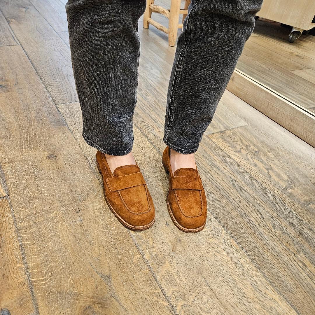 Mocassin D1000 en daim Brandi (marron clair) ELLA (Italie) Reste 38 et 39 !