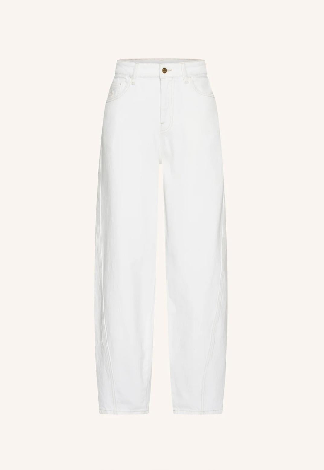 Jean Begum blanc BY BAR