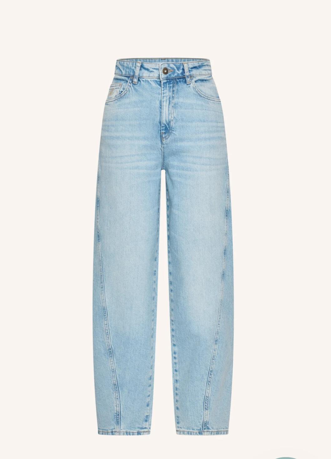 Jean Begum bleu BY BAR