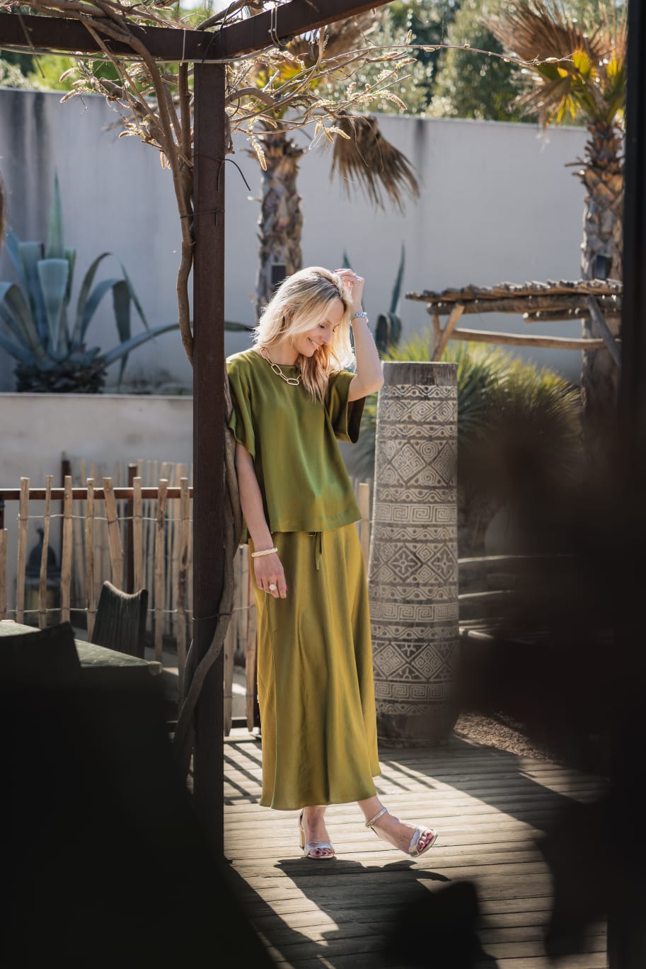 Blouse manches courtes en satin vert ZENGGI X04-1034