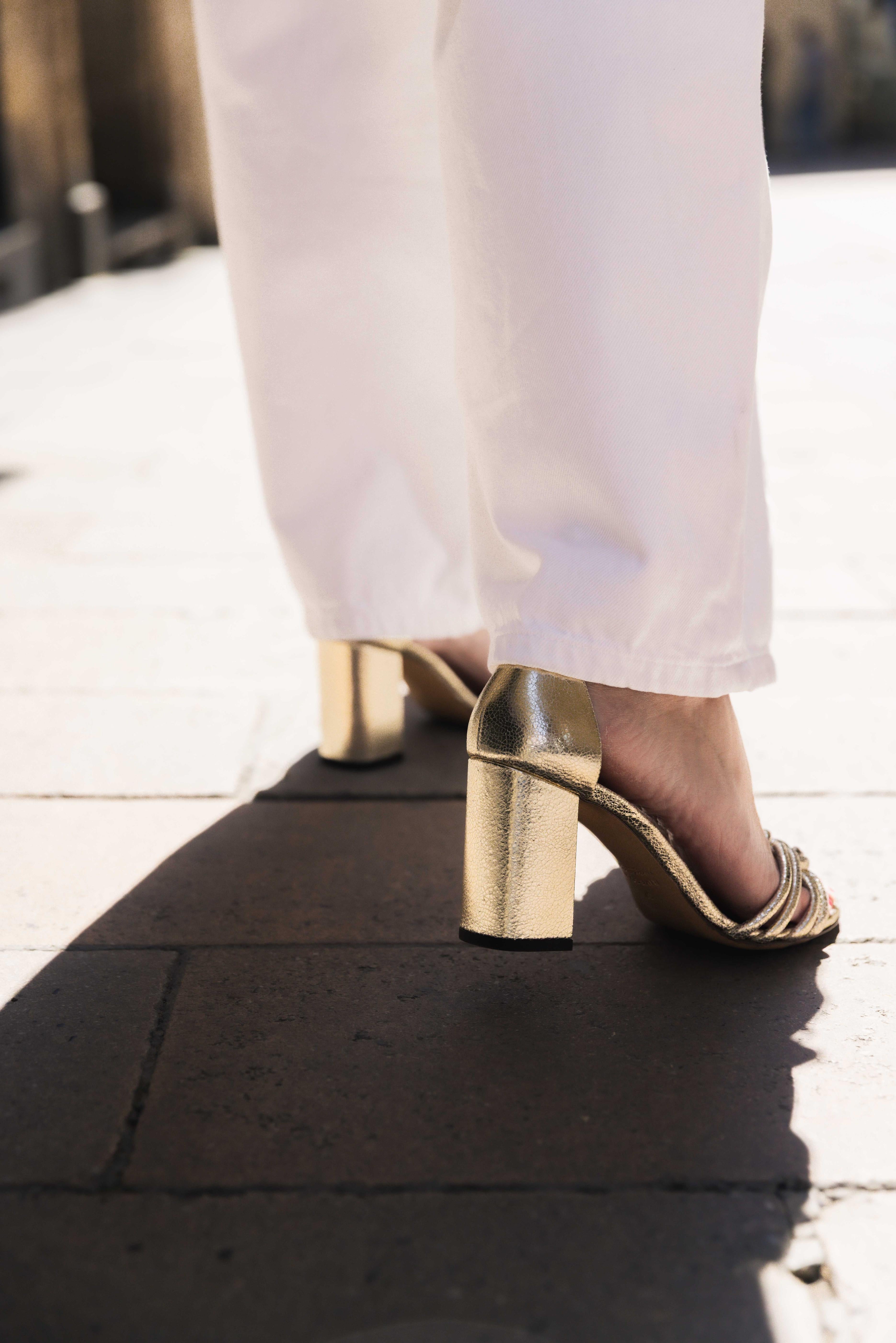 Sandale en cuir N° 191 Cuir Craquelé Or Blanc  RIVECOUR