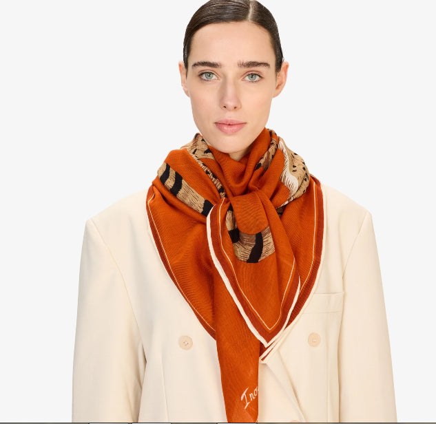 Carré 130 x 130 JORGEN Orange Inoui Editions