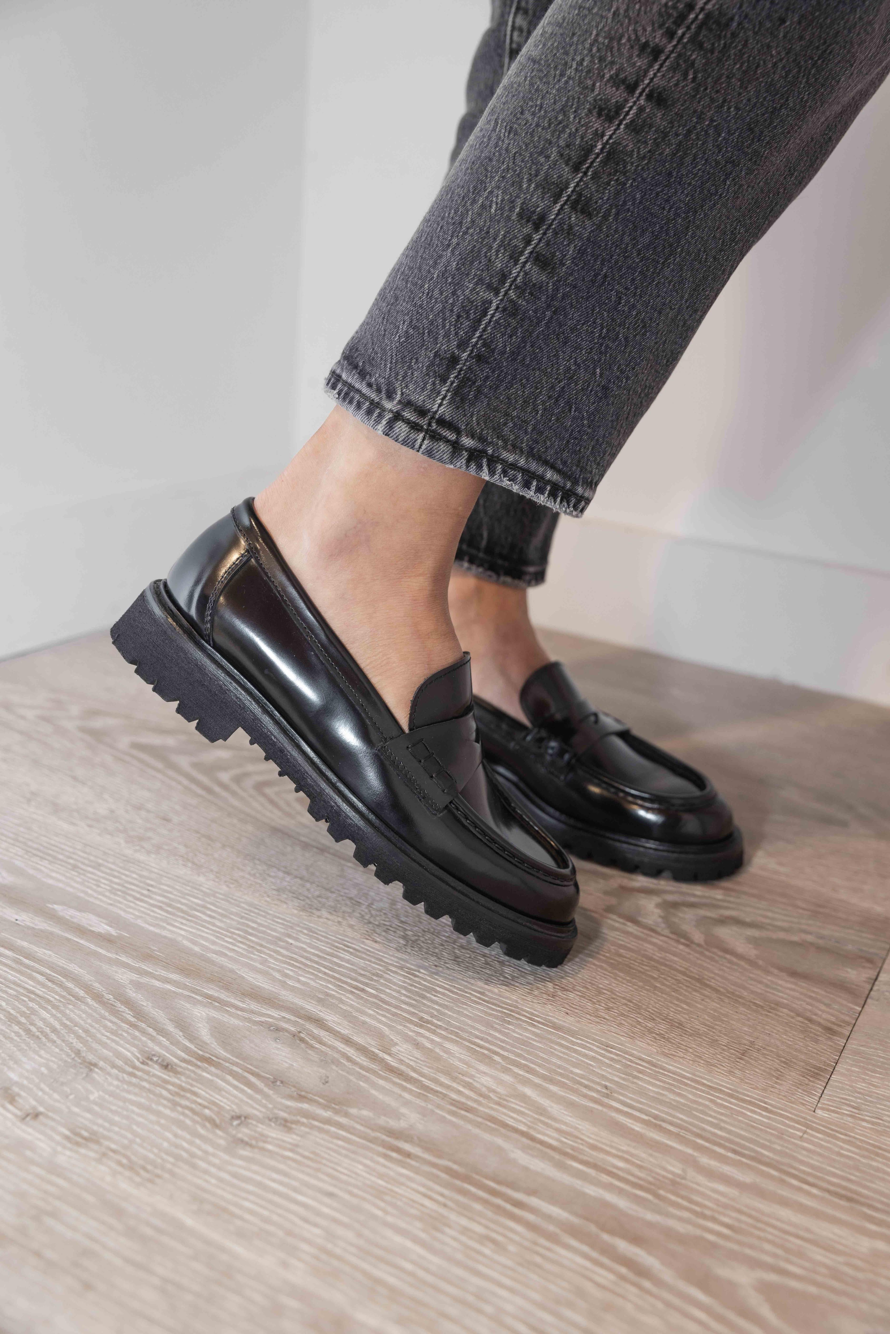 Mocassin D600 en cuir Dover Noir ELLA FLECS