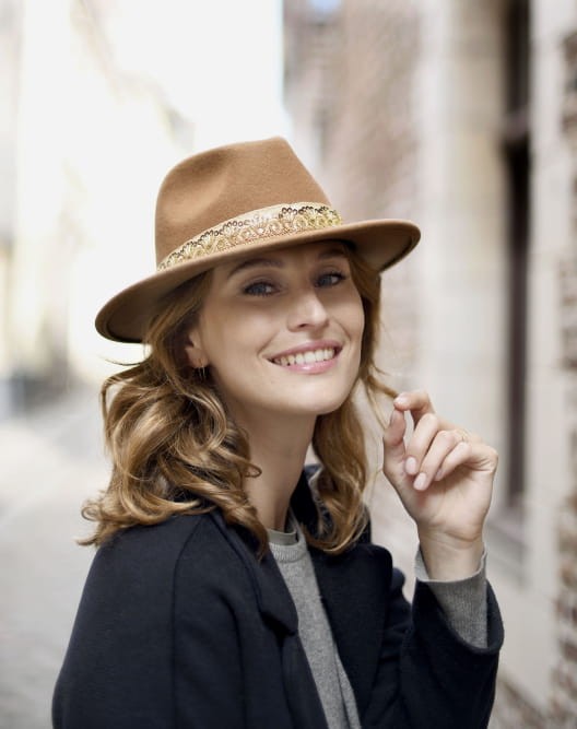 CHAPEAU JIM  AMANDE  MARADJI