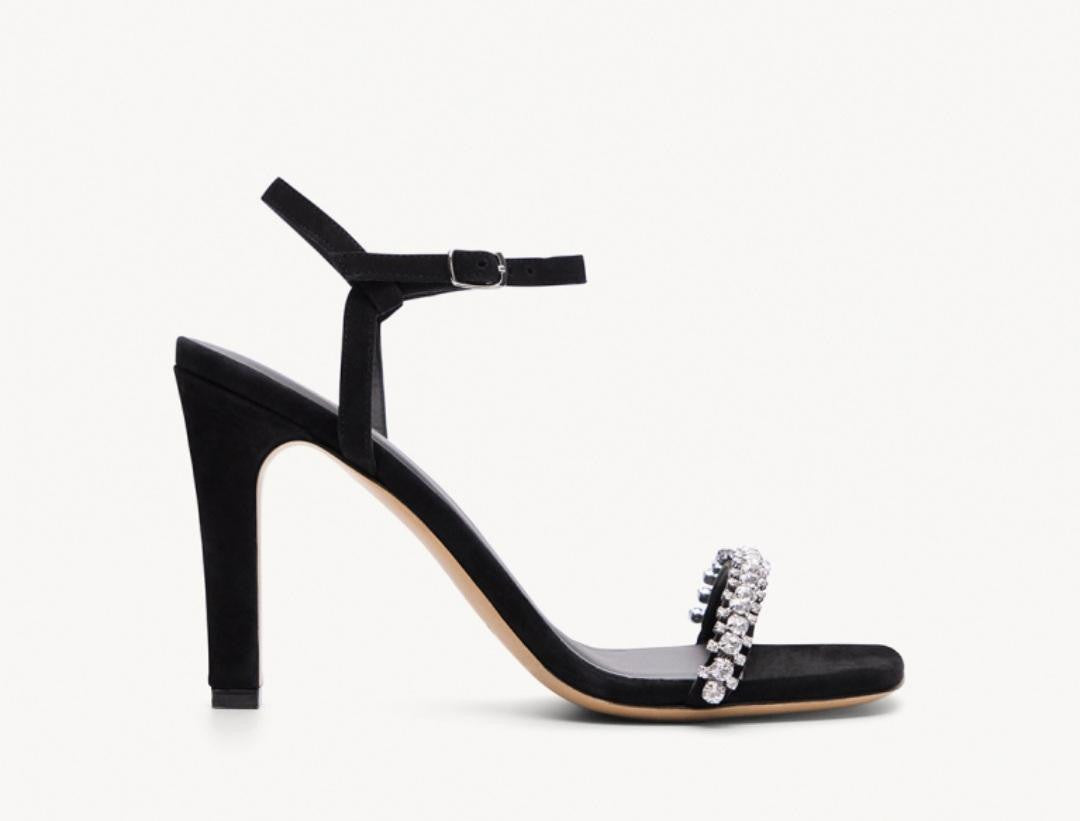 Sandale N° 910  en suède noir  RIVECOUR Reste 38 et 39!