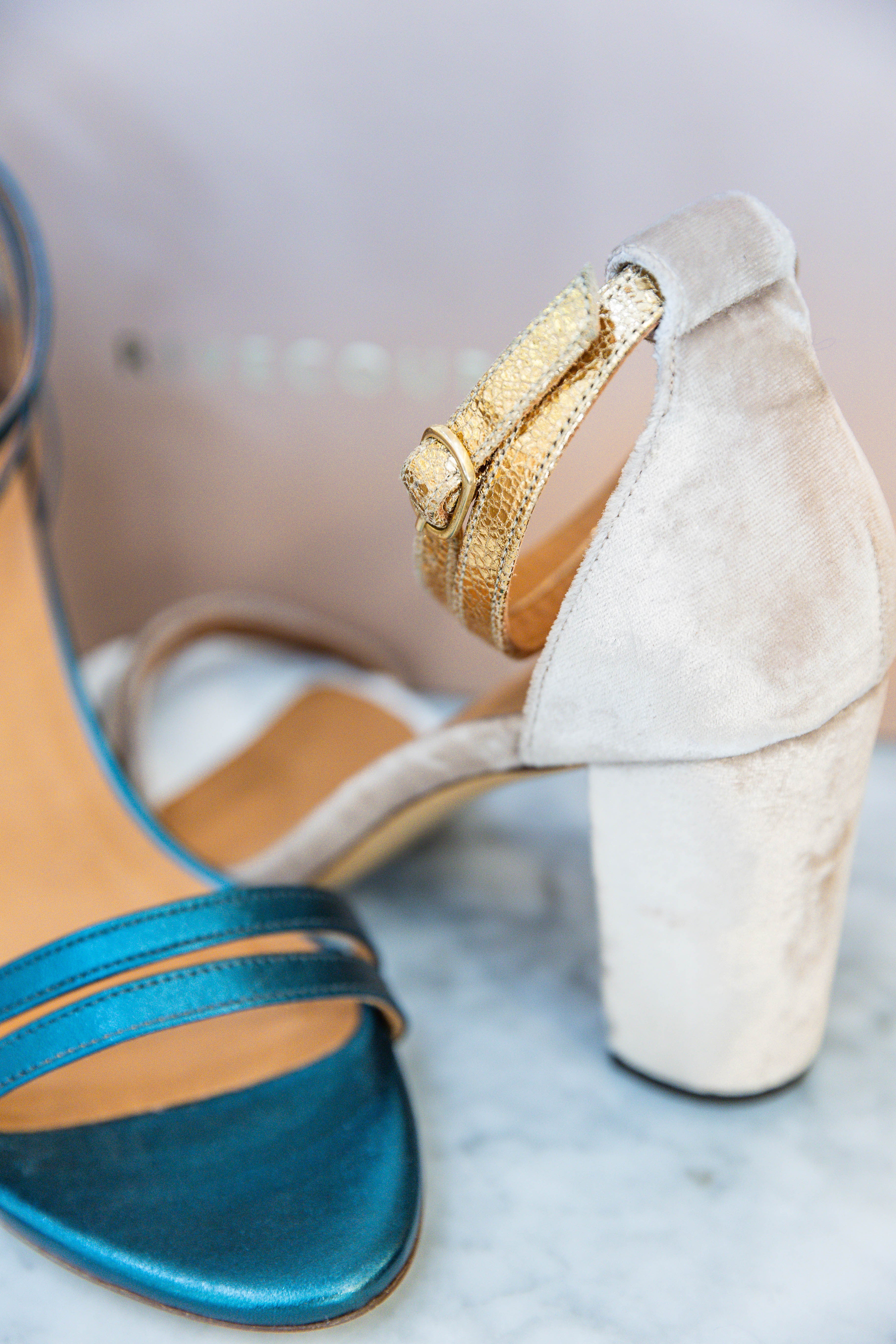 Sandale N° 853 en Velours Perle   RIVECOUR Reste 40!