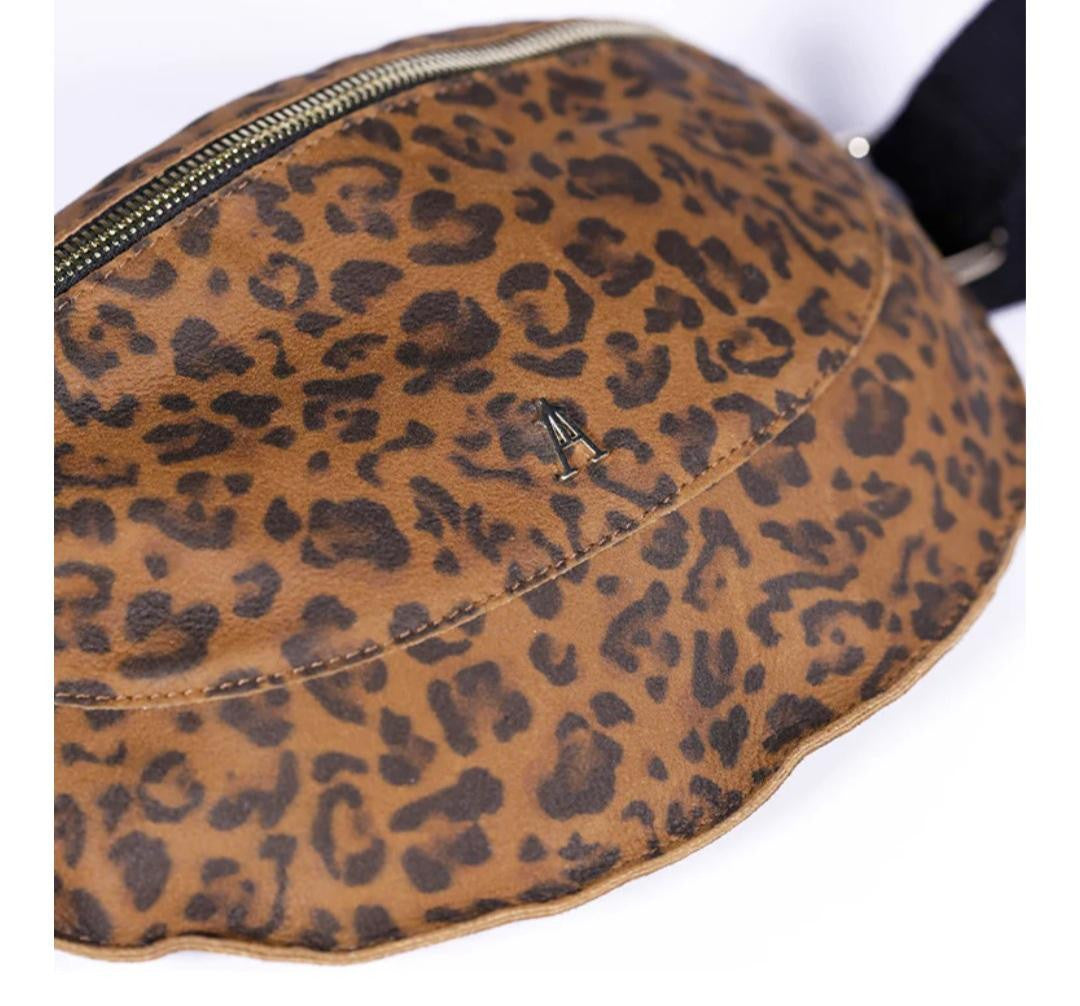 Pochette Banane SMILE  Léo Fauve CRAIE STUDIO Dernière !