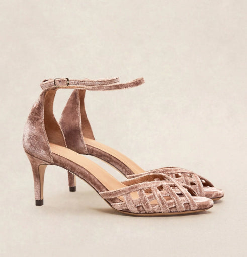 Sandale N° 672 en velours rose poudré  RIVECOUR