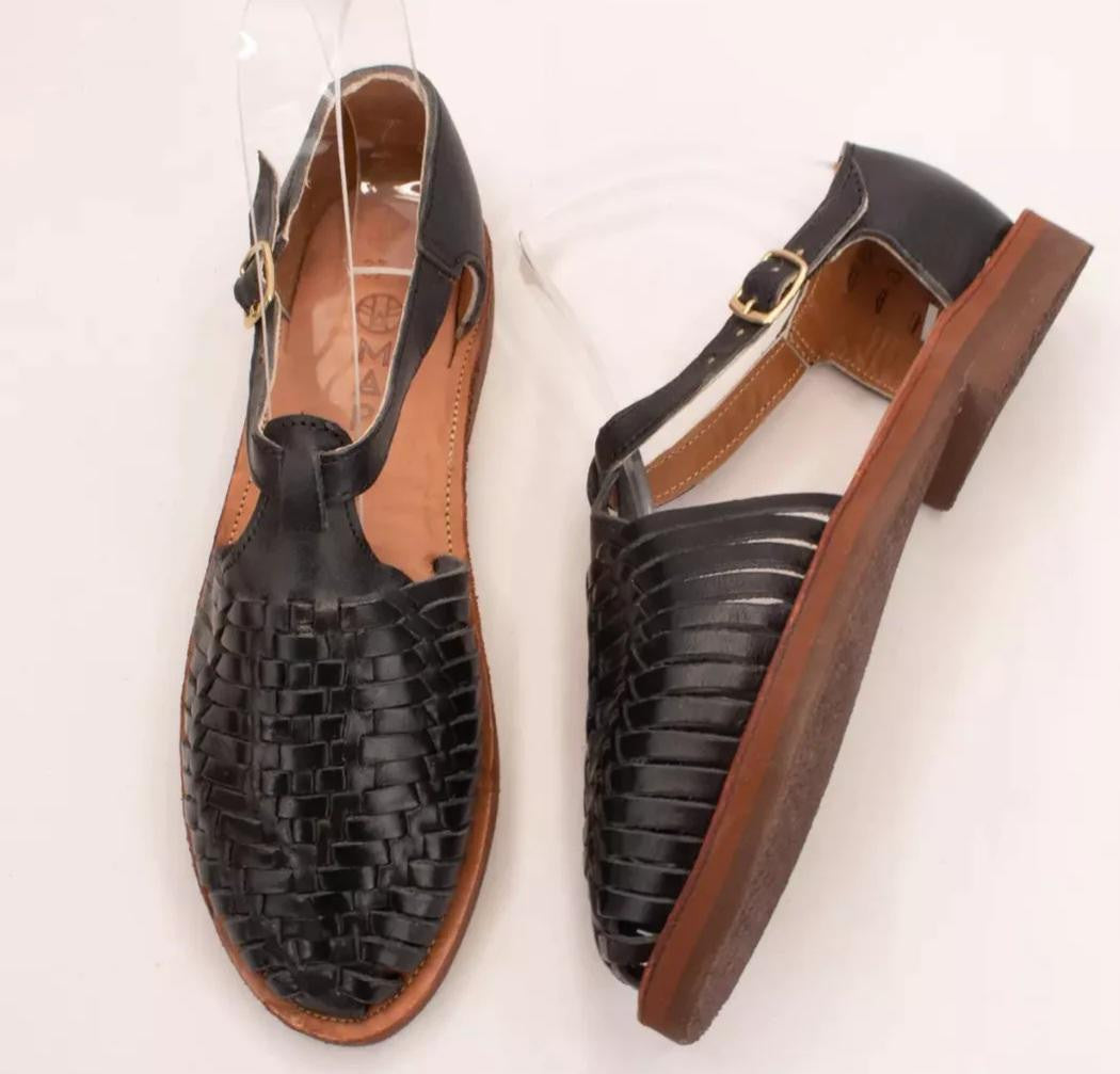 Sandale PEONIA  en cuir noir  MAPACHE