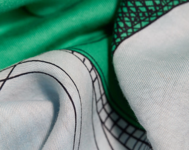 Carré 130 x 130 des rives et des rêves vert Inoui Editions